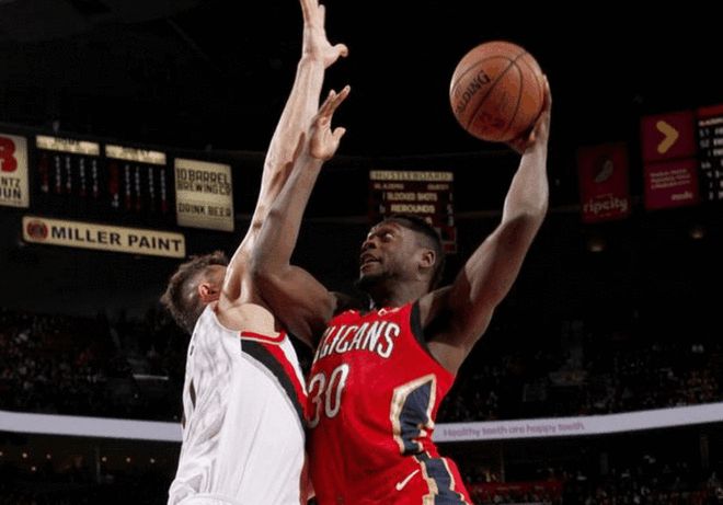 开云- 二胡独奏踏上幸福路 