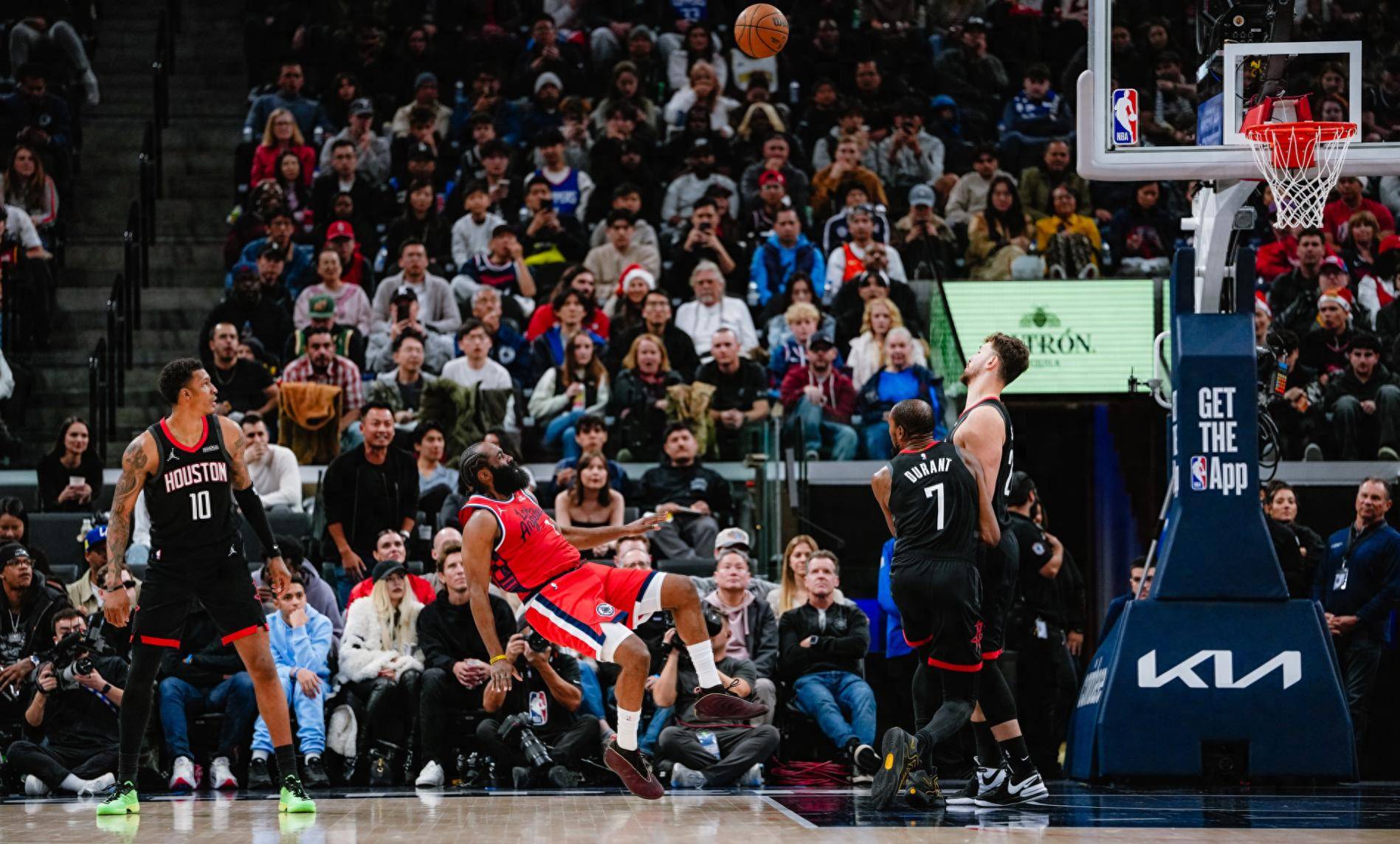 开云- 哈登足球 