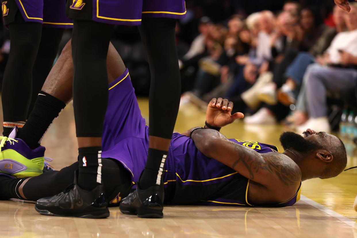 Kaiyun- 詹姆斯遭遇二十连败,巴塞罗那教练面临压力了吗 